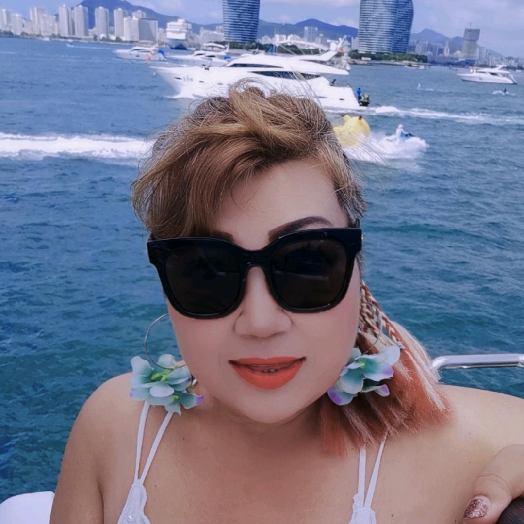 年过半百的小姐姐