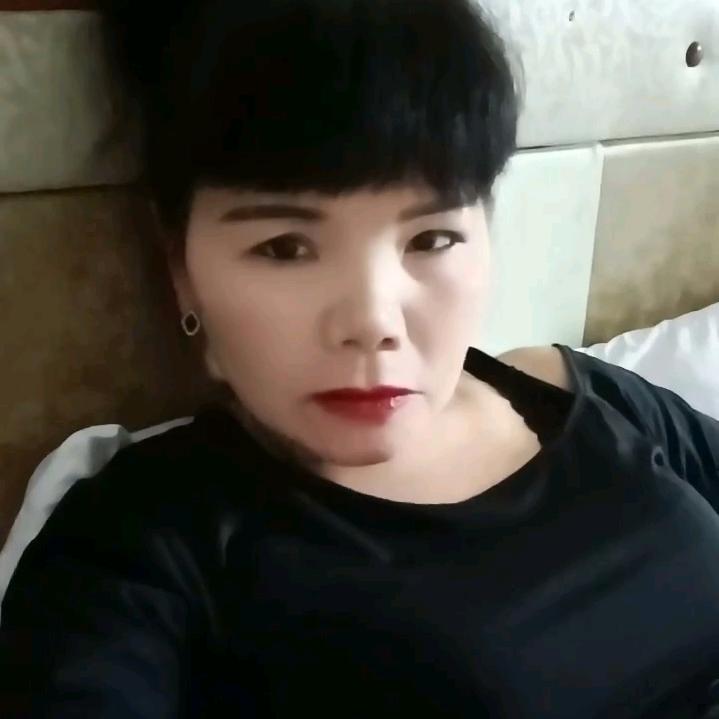 李小荣