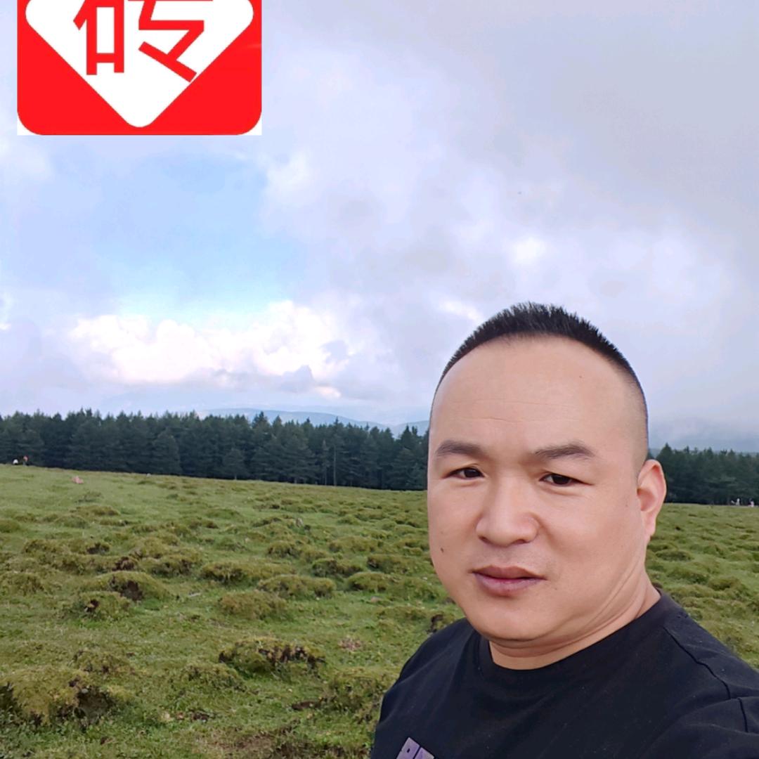 太原栋梁瓷砖超市