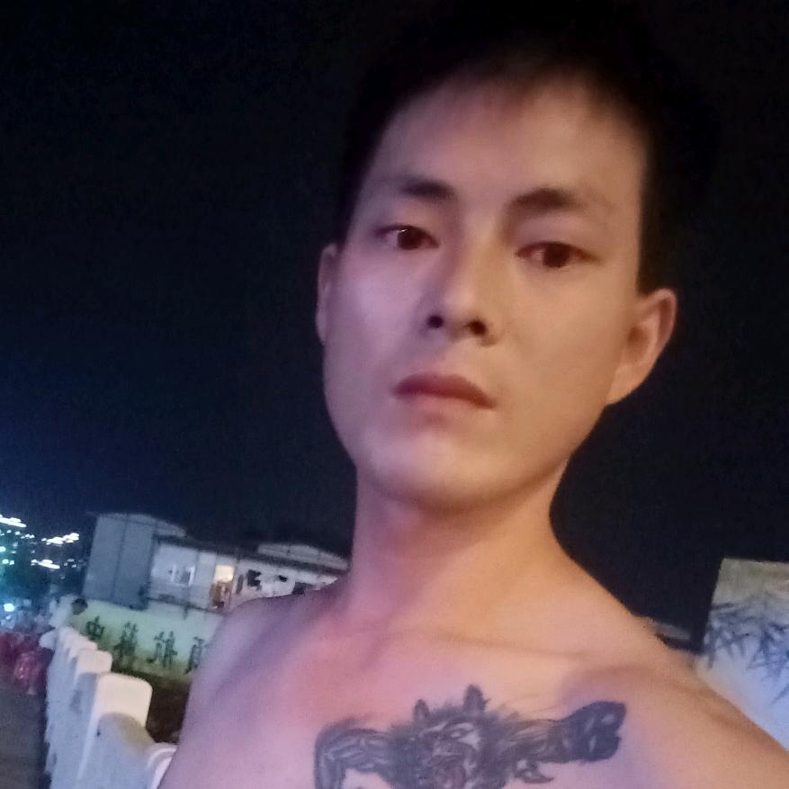 荣小华