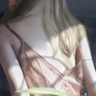 敏敏爱吃冰淇淋🍨