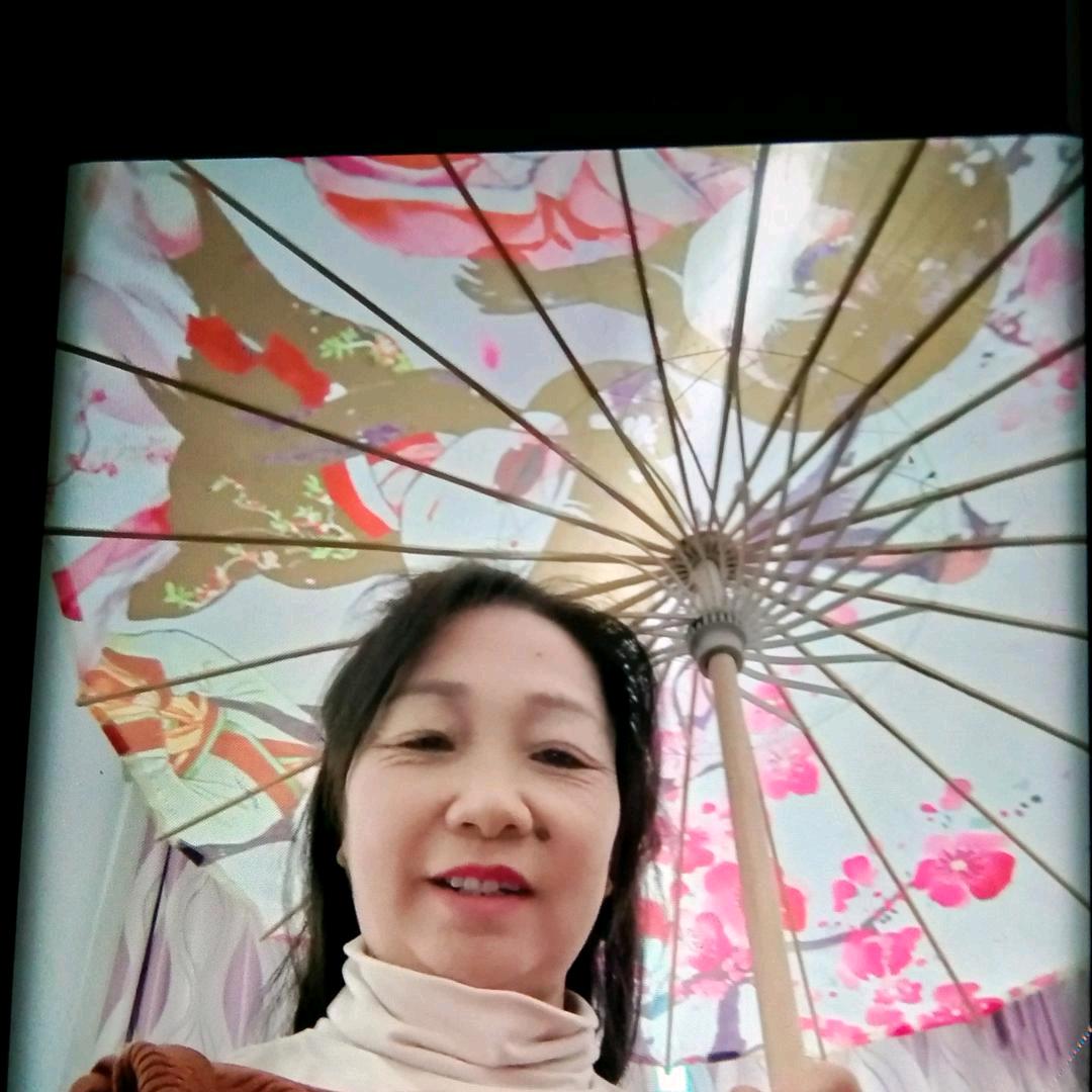 农村妹《刘51》。为自已活一回。