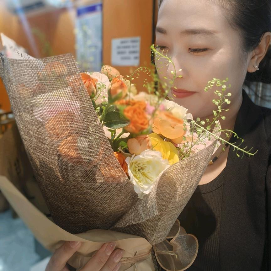 ᭄杨杨得亿 ໑ຼₒ₂₅多财多亿ღ