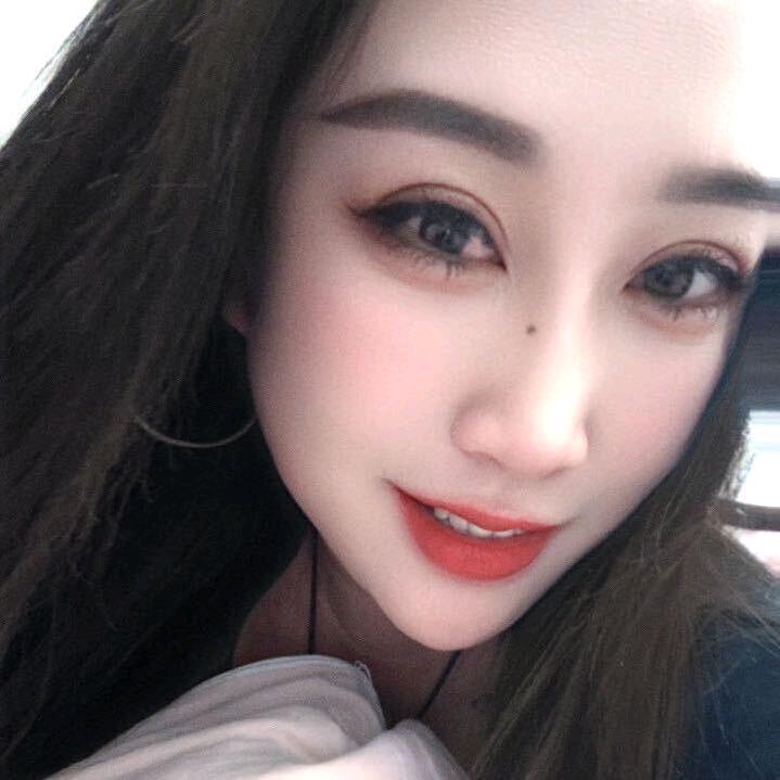 爱笑的女孩～