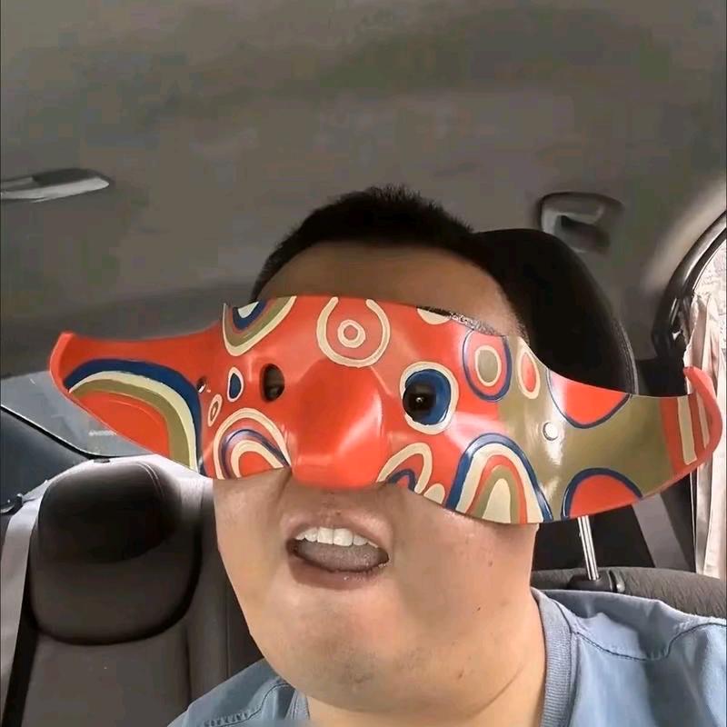 卖炸弹的小男孩👦