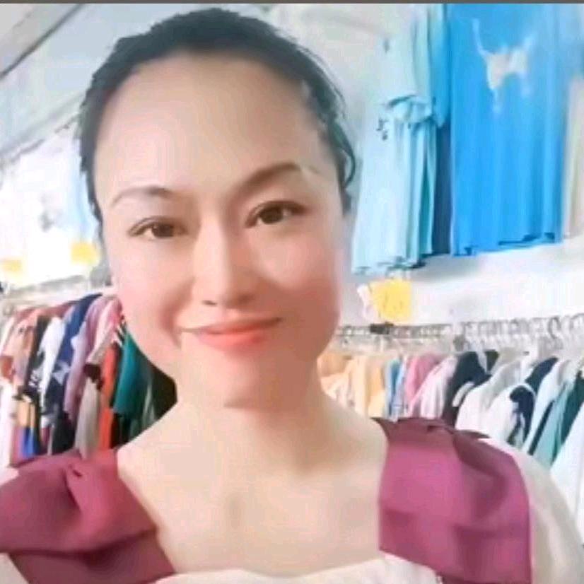 圆圆制衣工厂店