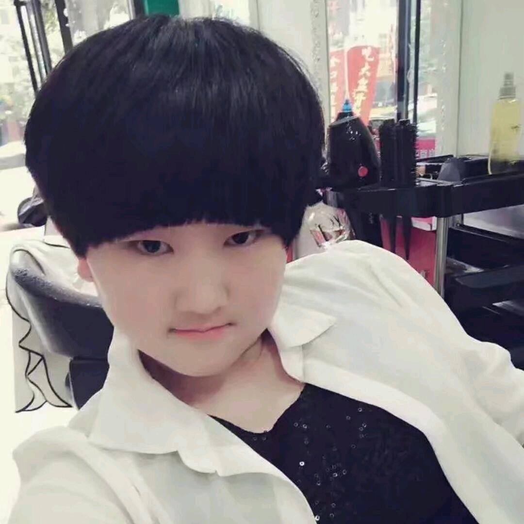 🍀柠檬再酸ゞ也没心酸🍀