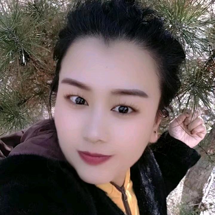 爱笑的傻妞