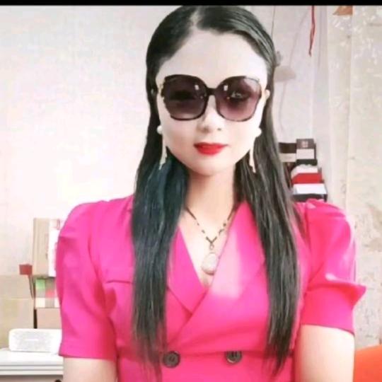 盐诚女包工头专业美缝大师梅姐个体