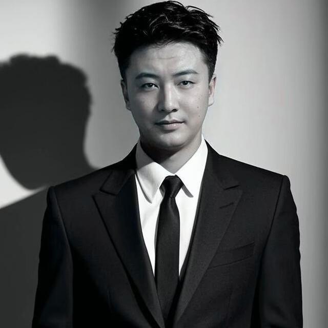 米东区烫发·吴老师