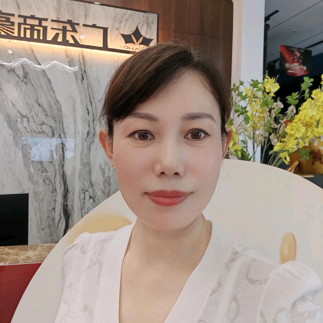 西双版纳帝豪装饰• 杨小平