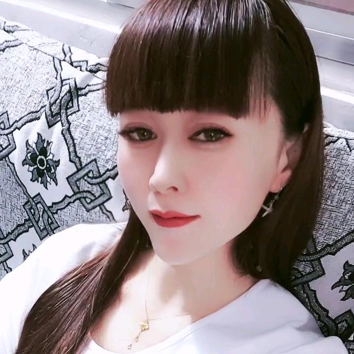 姹紫嫣红