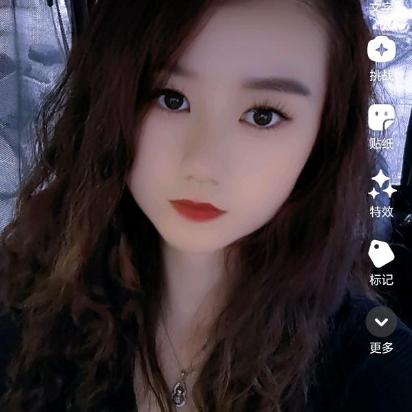 甜甜丫头