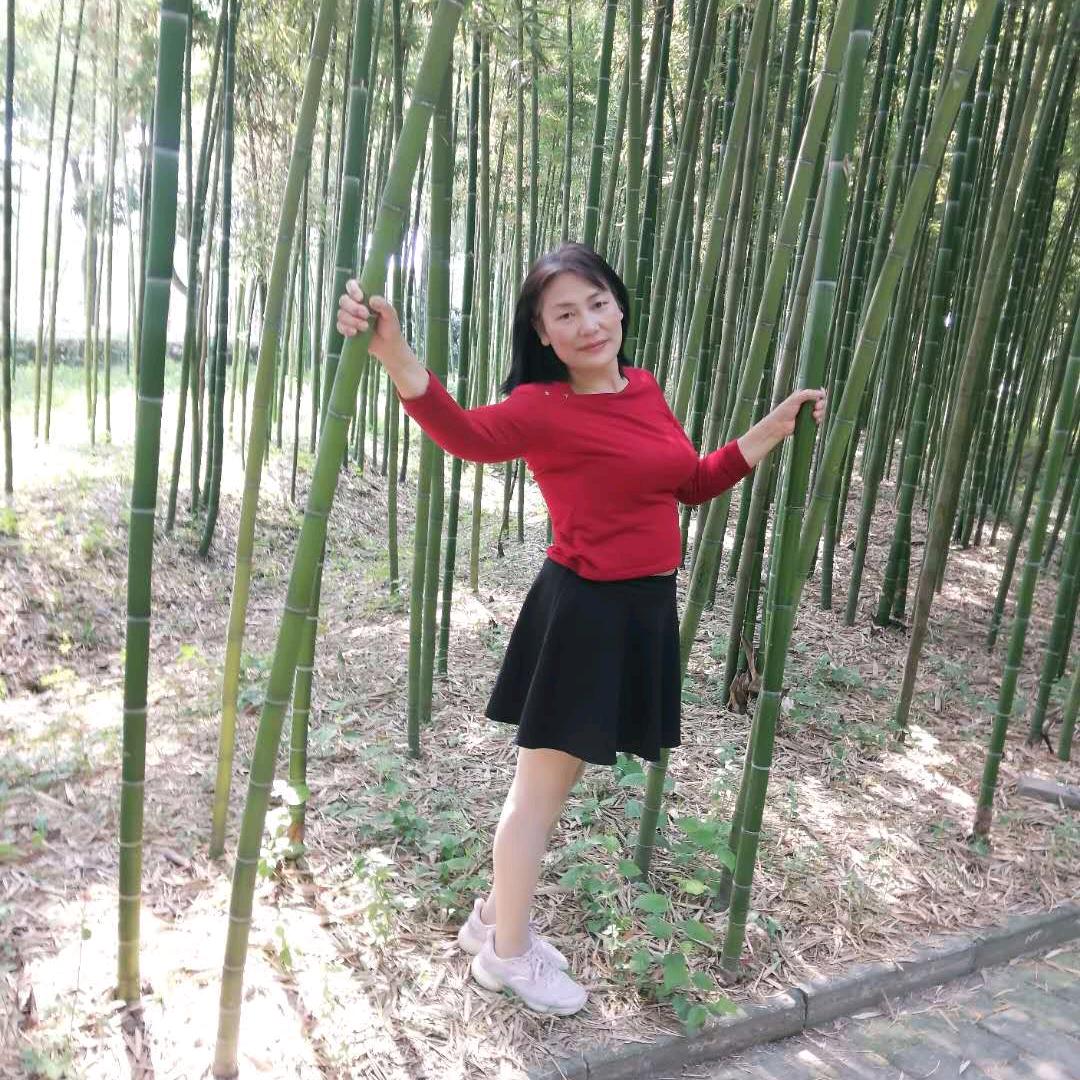 远嫁千里之外，小龙女