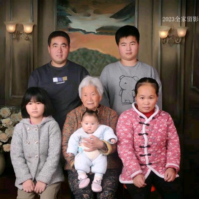 张振华·😀