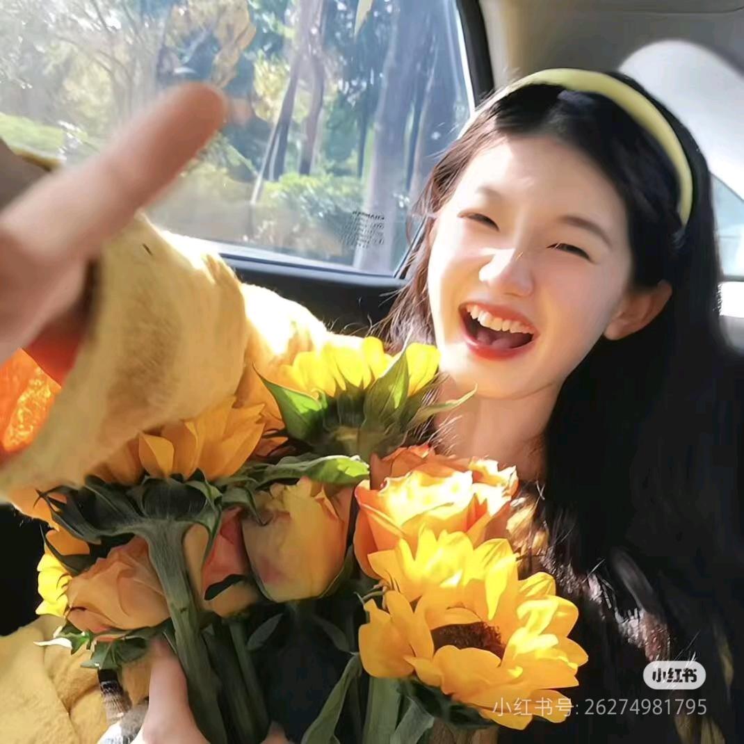 超爱吃橙子🍊.