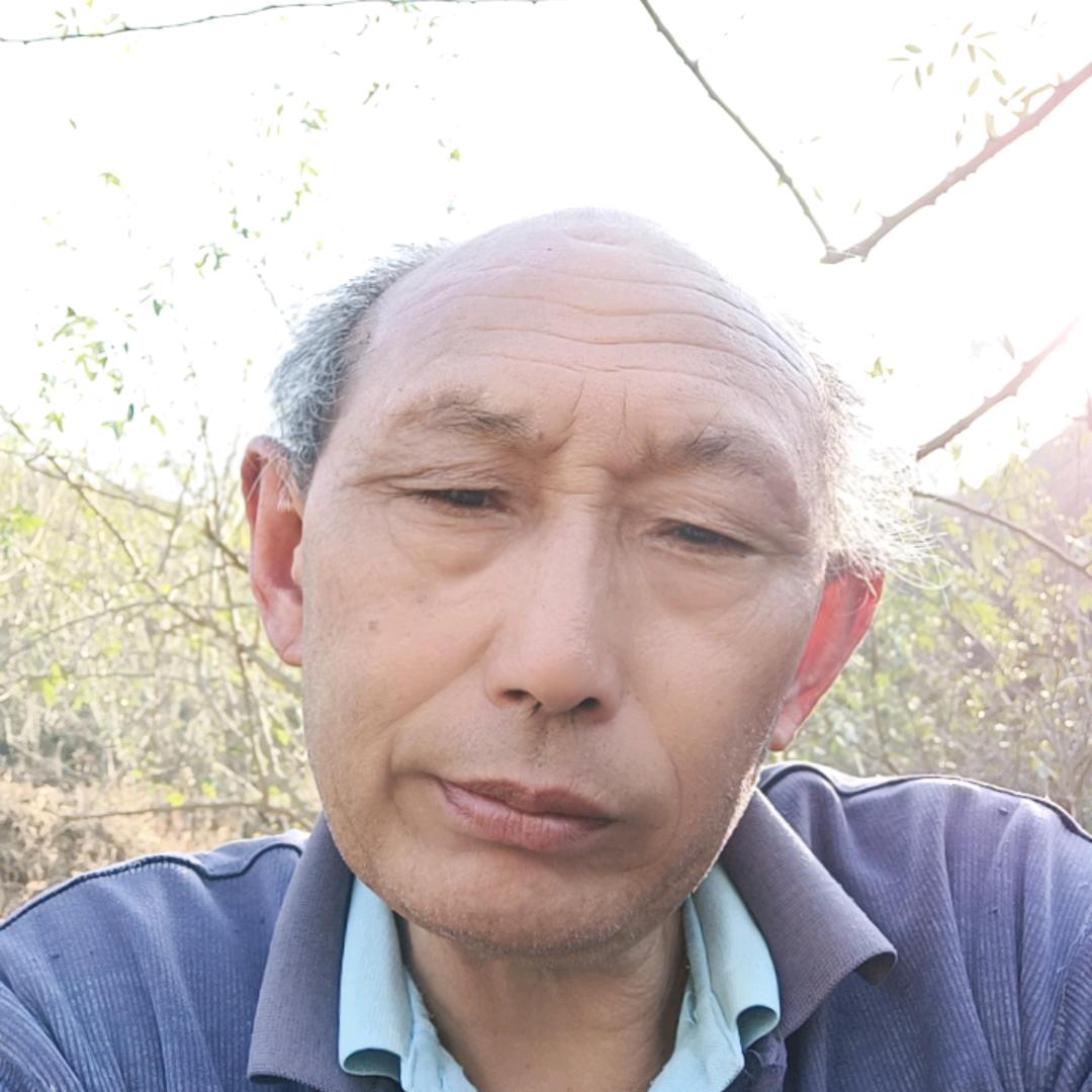 老陈哥。