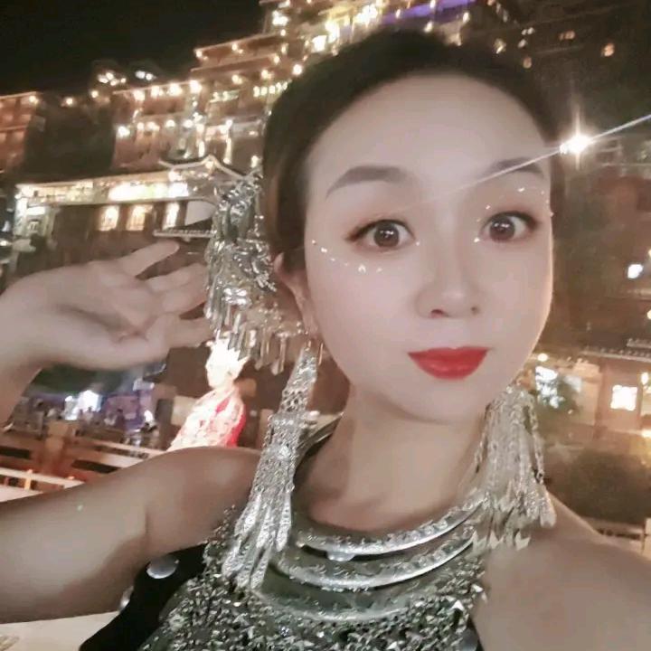 中草容康护肤.