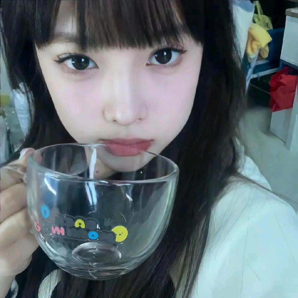 菡