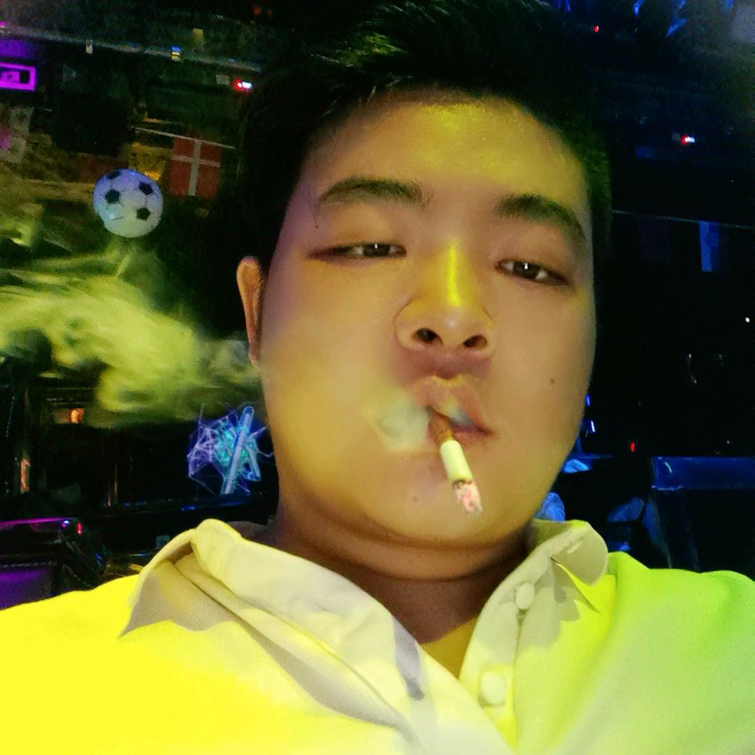 阿康