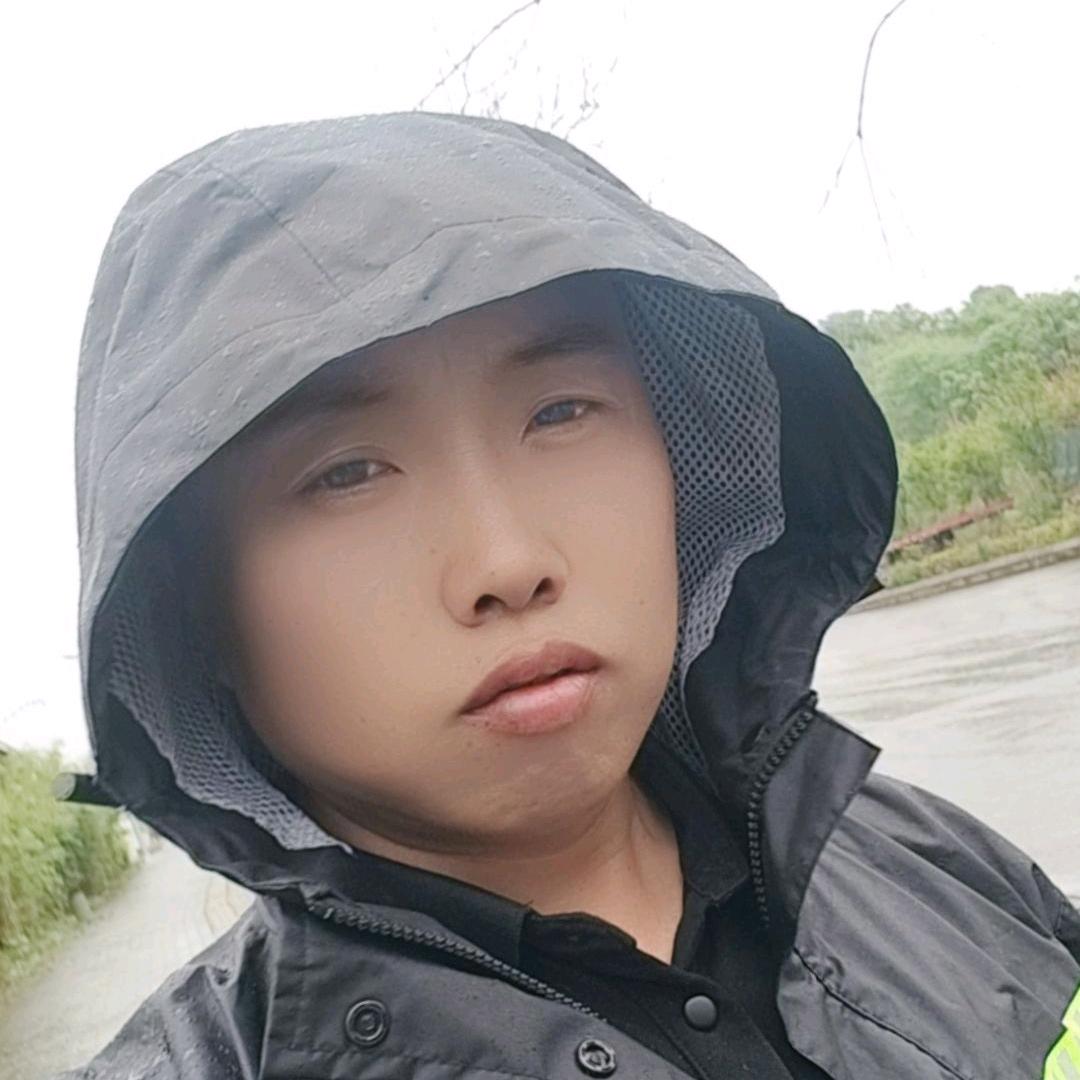 ༺☞★余钱剩米★☜༻