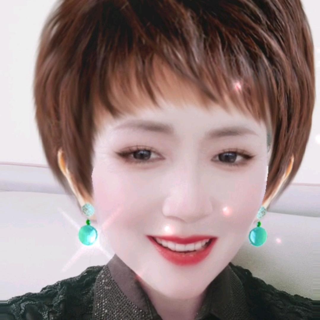 刘英