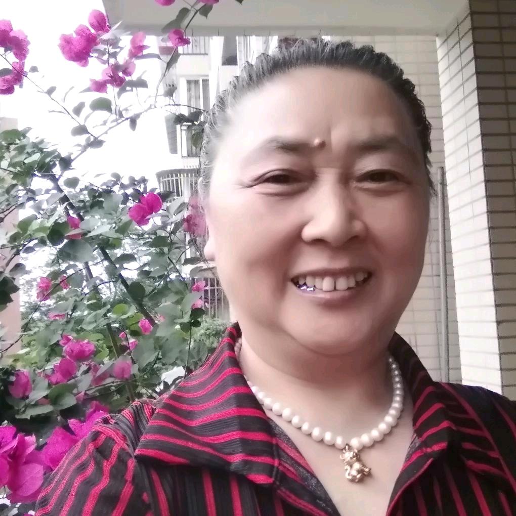 开心快乐黄大姐