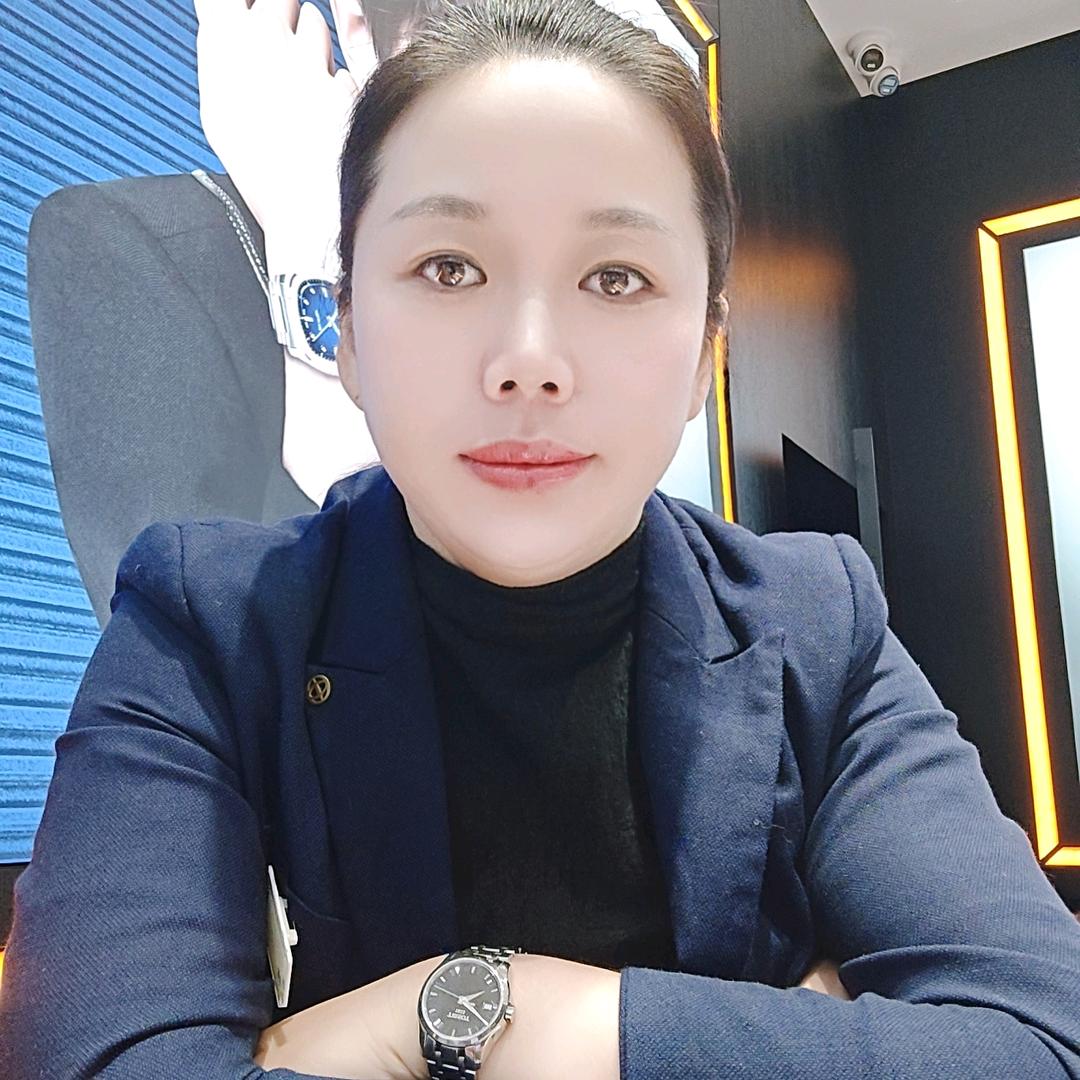 连云港苏宁广场天梭小郑