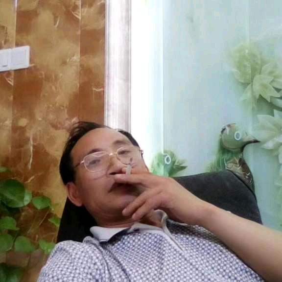 荆州草莓蔓莉饶哥
