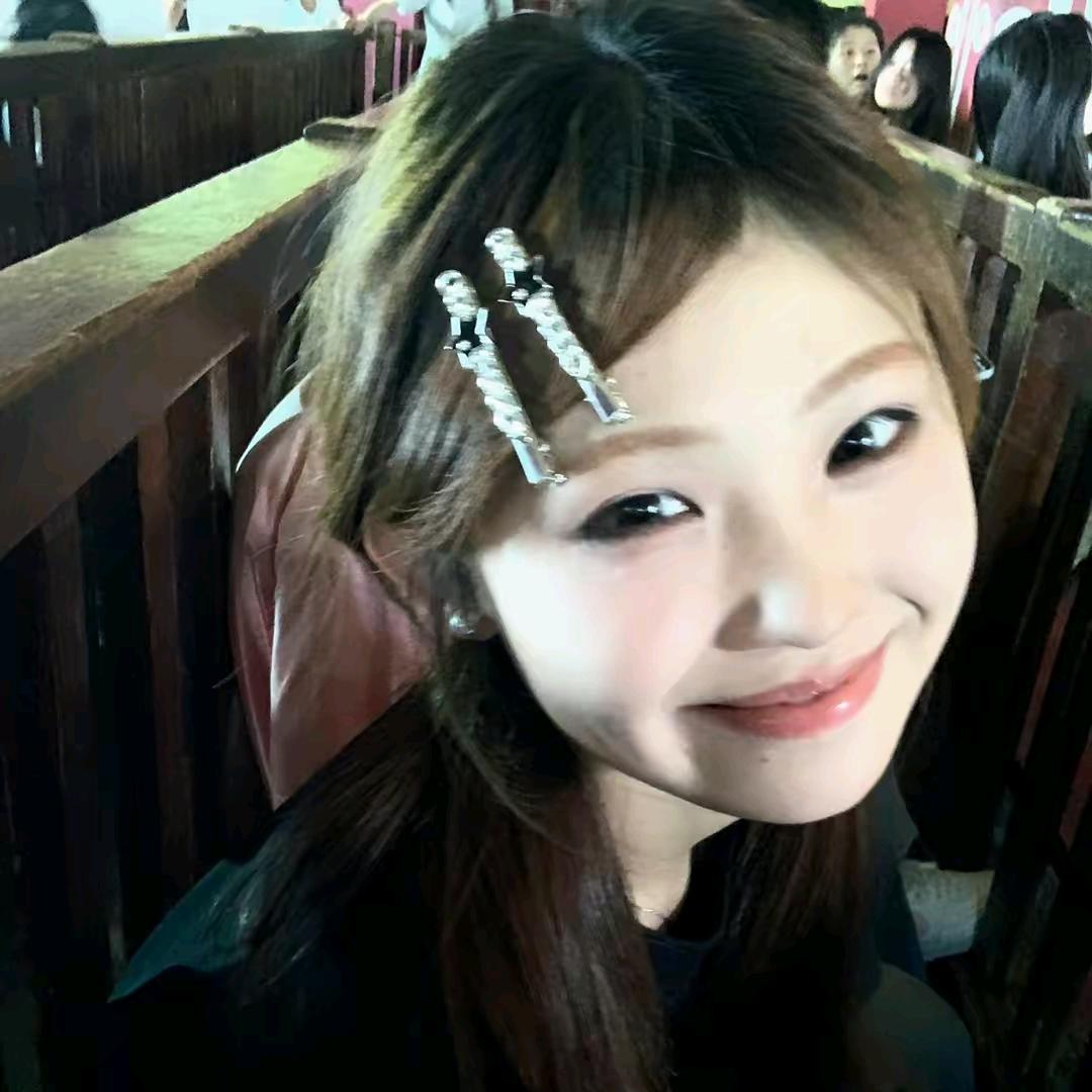 小逗芽🌻🌻🌻