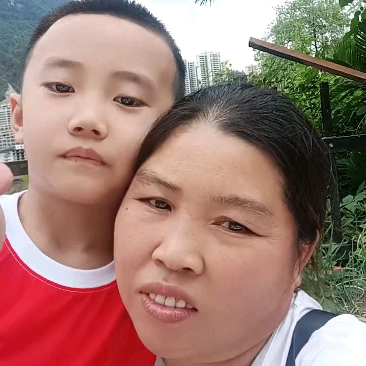 开心每一天小姚