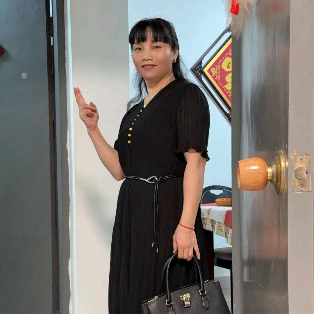 二姐！983596是有家庭的女人