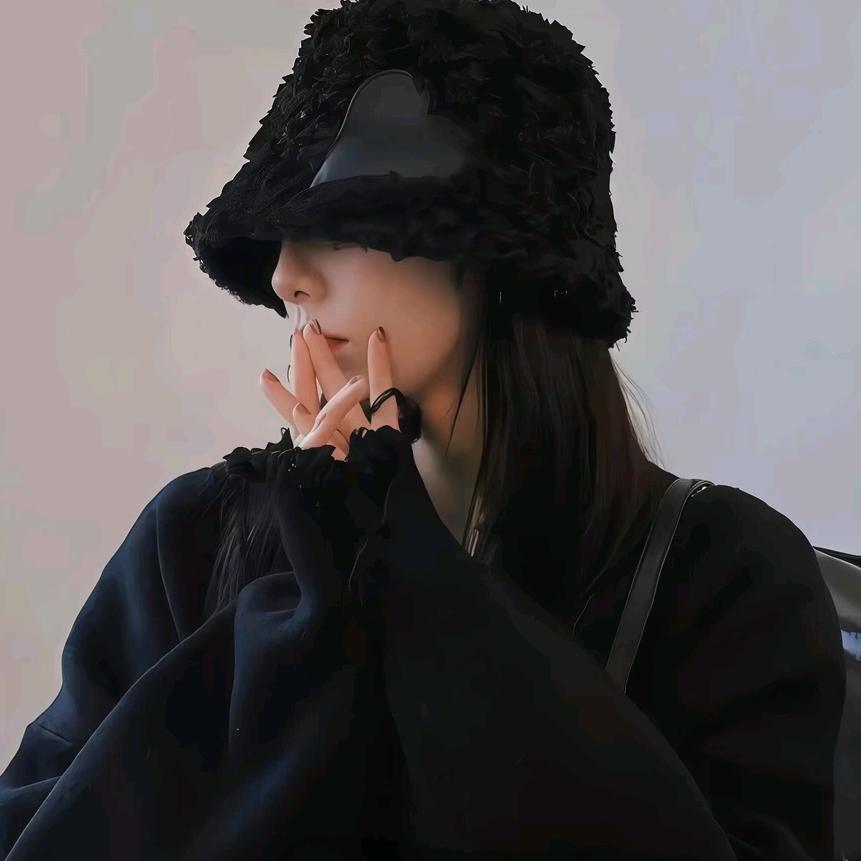 ℳ̶̶̶̶♡̶҉芙蓉ℳᥫᩣ