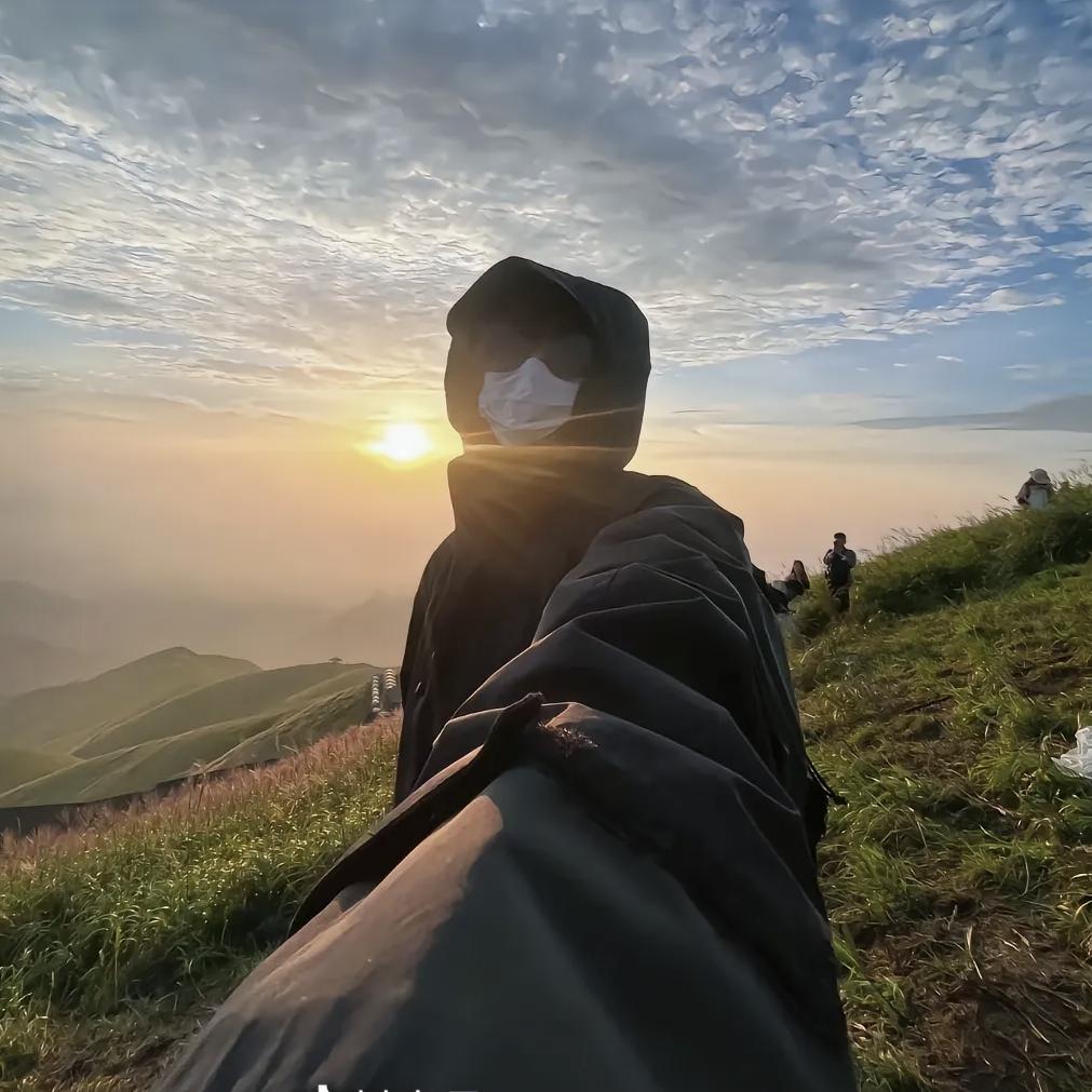 飞无人机的小王