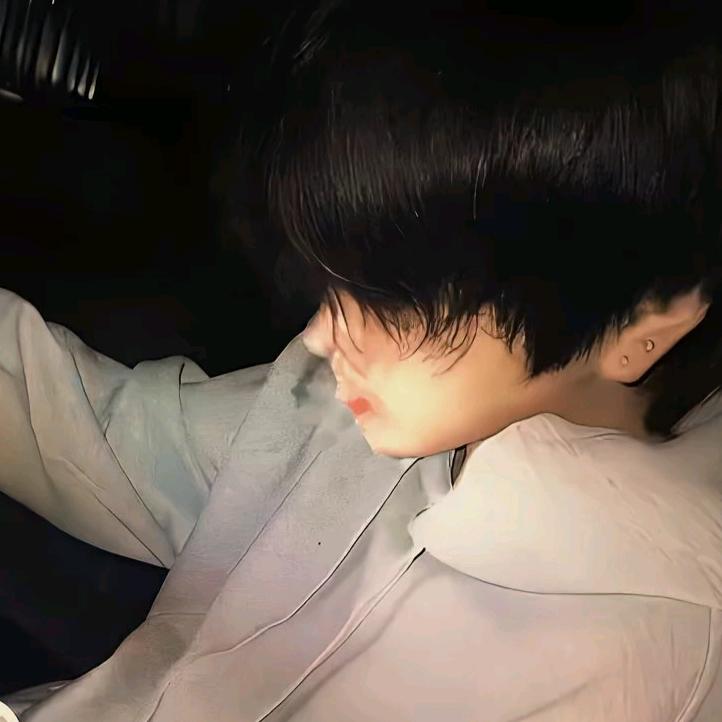 摇曳