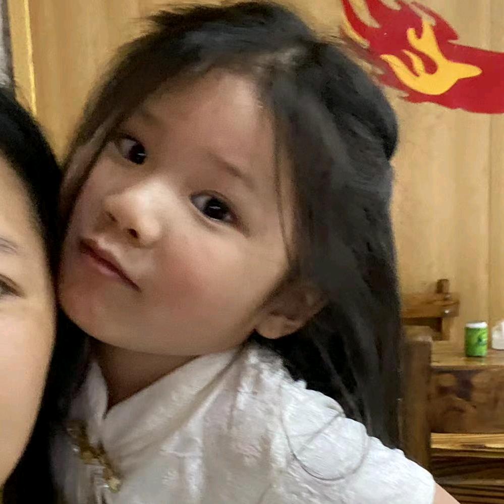 邱悦冰宁💞🦋