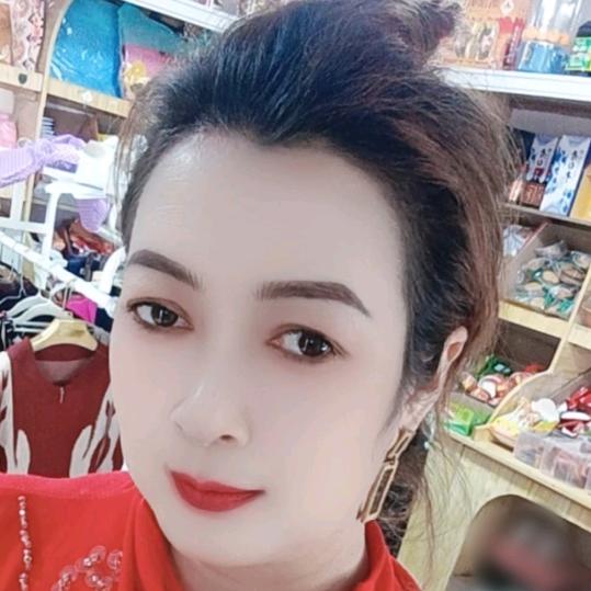布 Mai 热 Yam