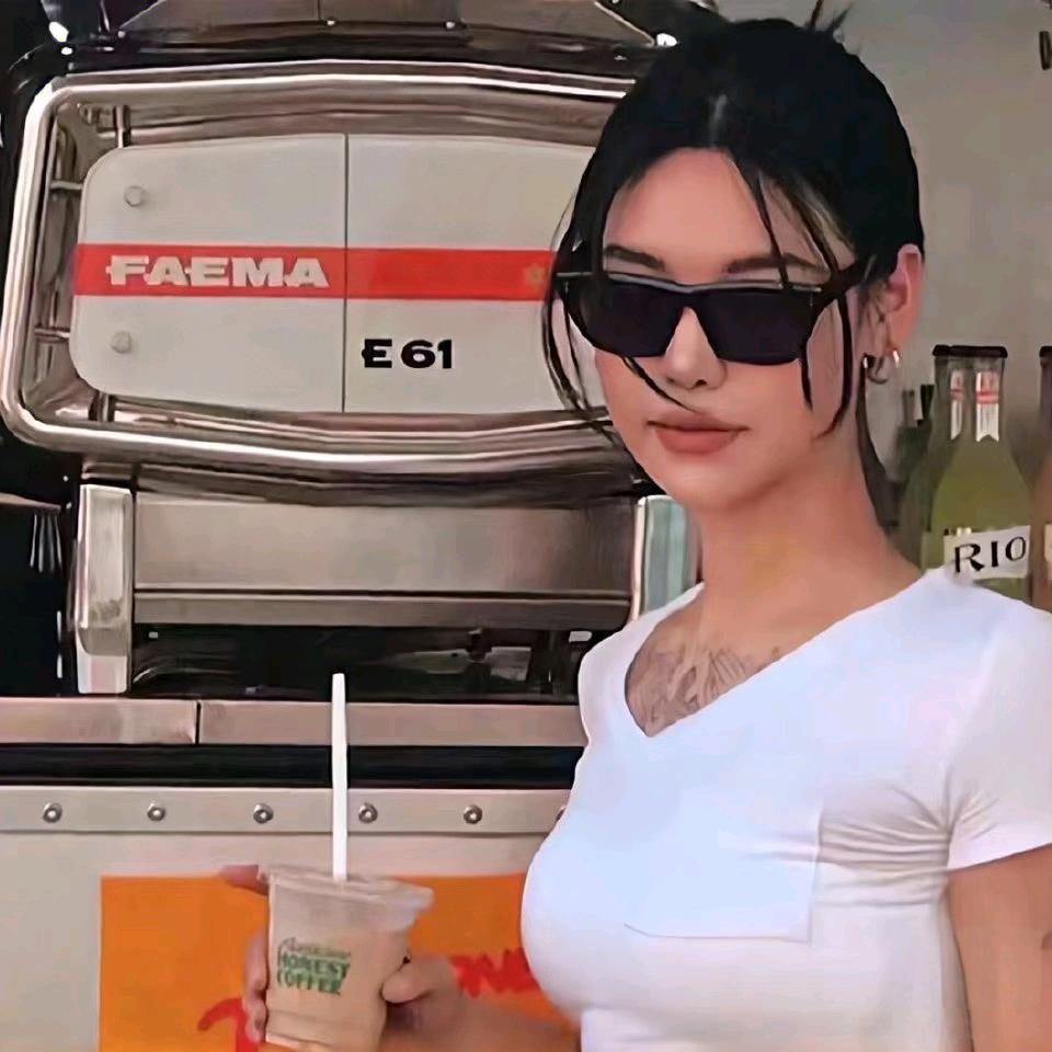 降央翁姆