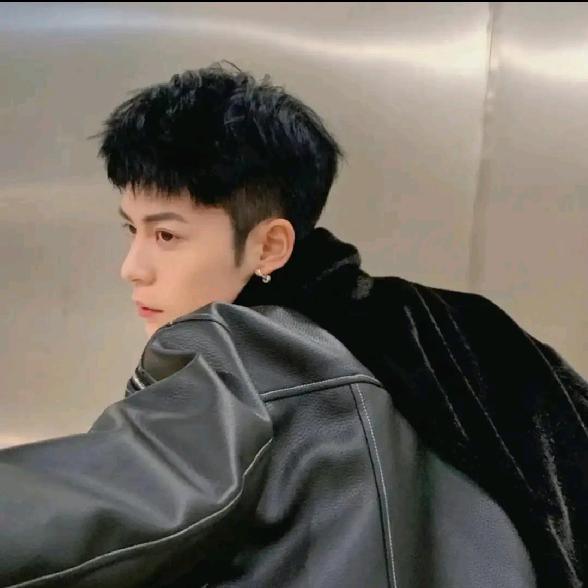 战神是个恋爱脑