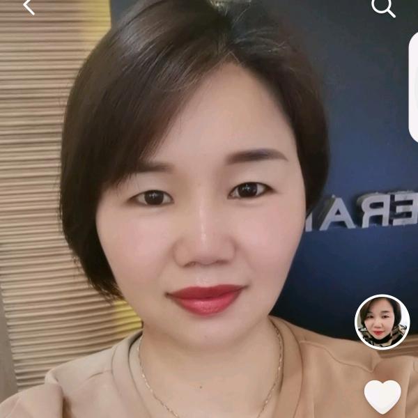 在东安做女装的燕姐