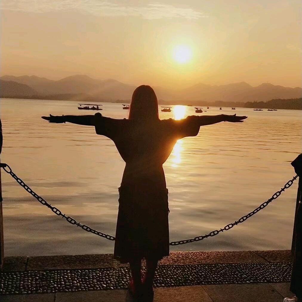 ꧁༺ༀ 敷衍 🎀 怎麼演 ༀ༻꧂