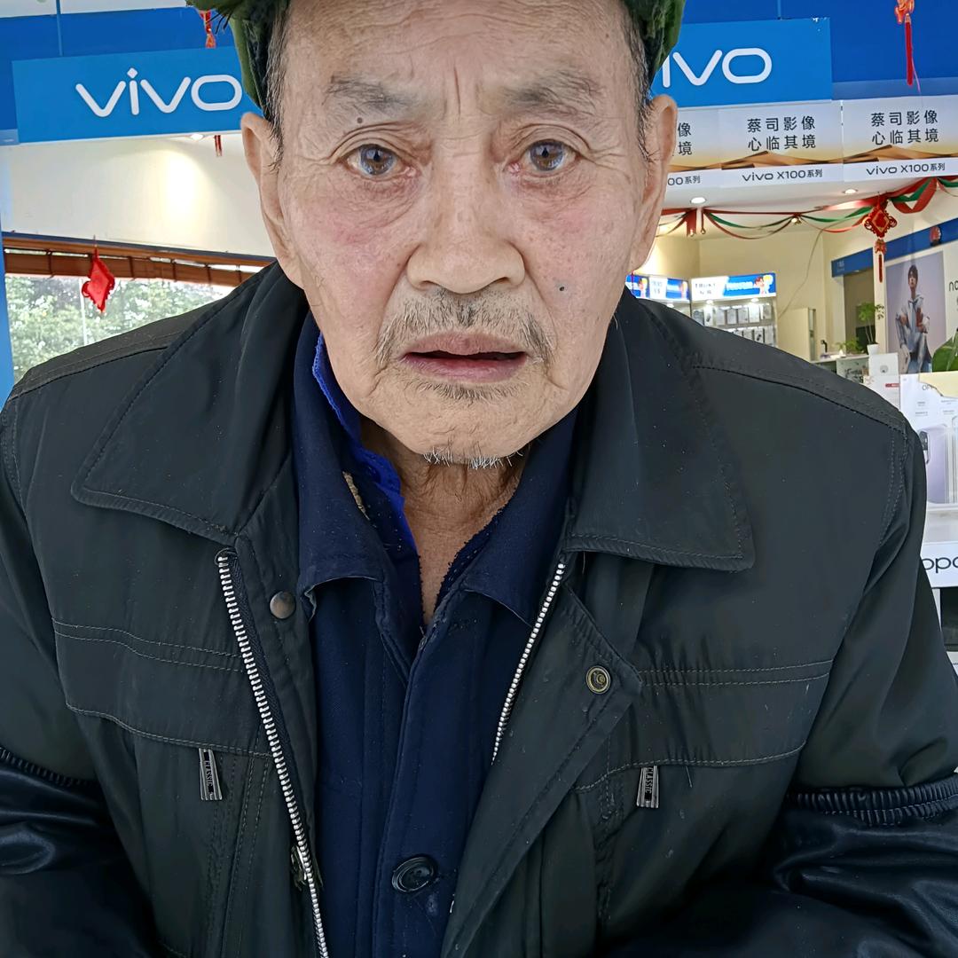 罗成富