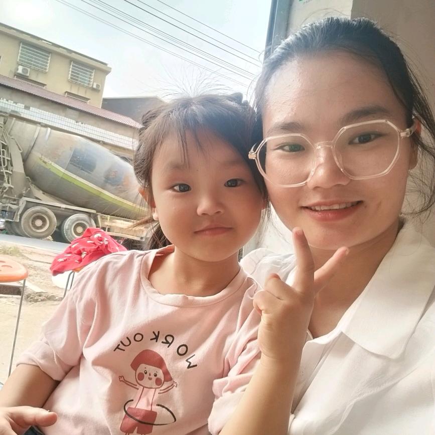 卖小龙虾的聪聪～