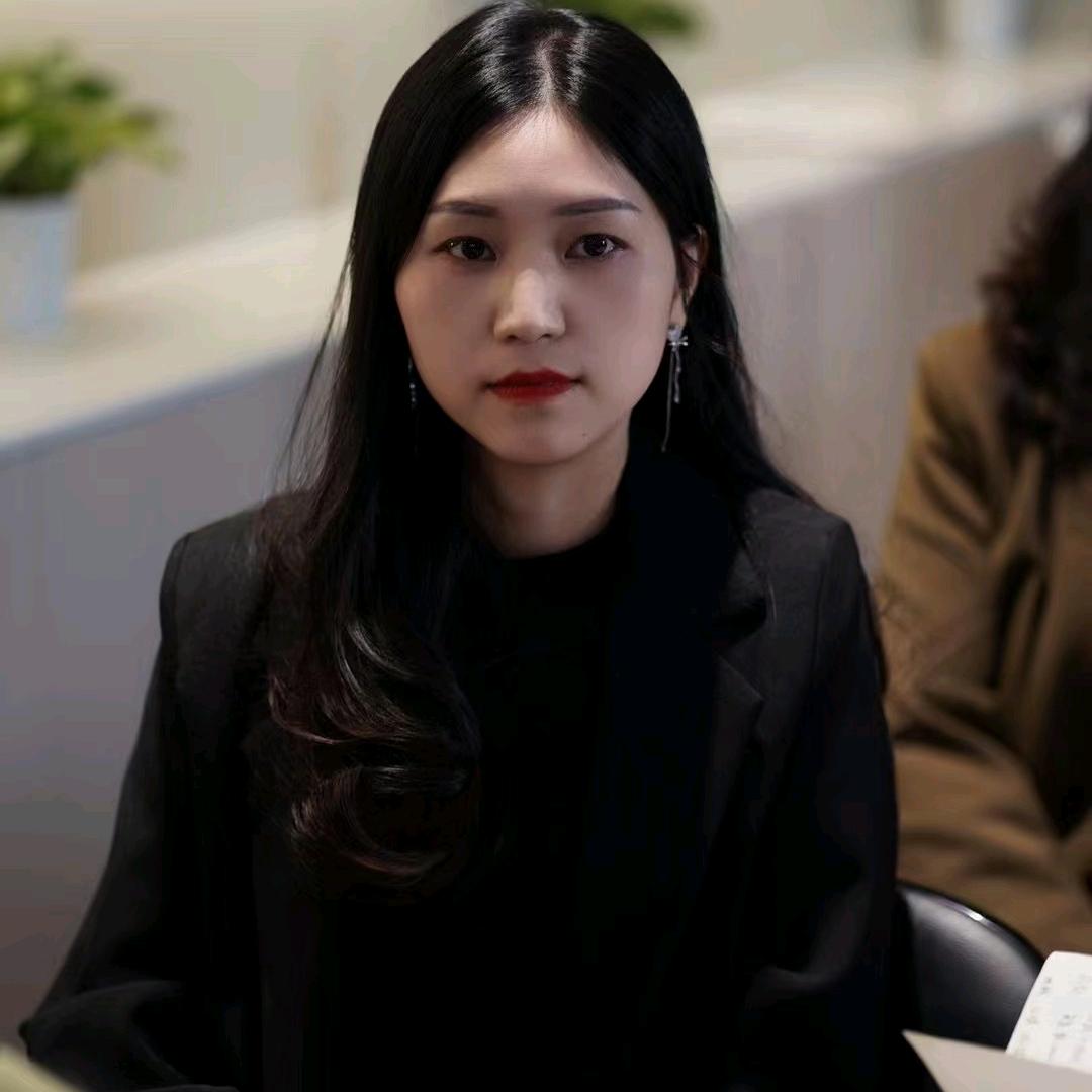 佳艺美馆 莉莉