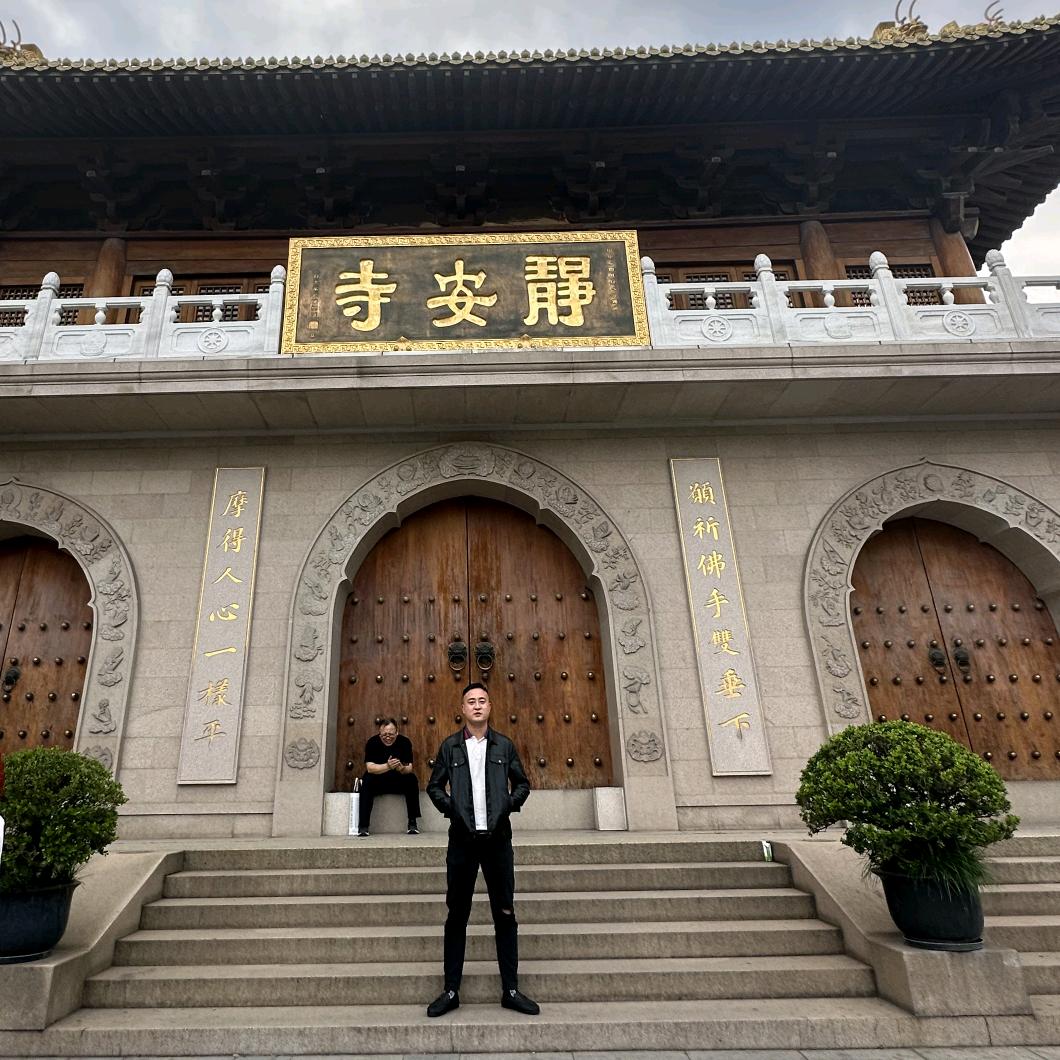 傅先生