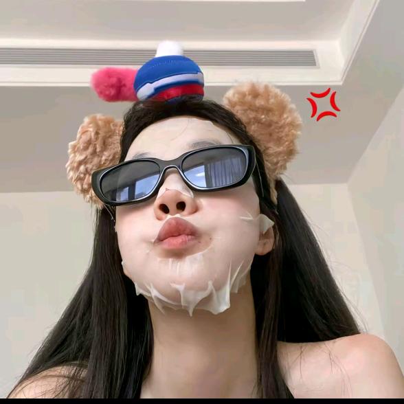 𝓛𝓲𝓯𝓻𝓮𝓮.