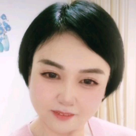 蓝天云海