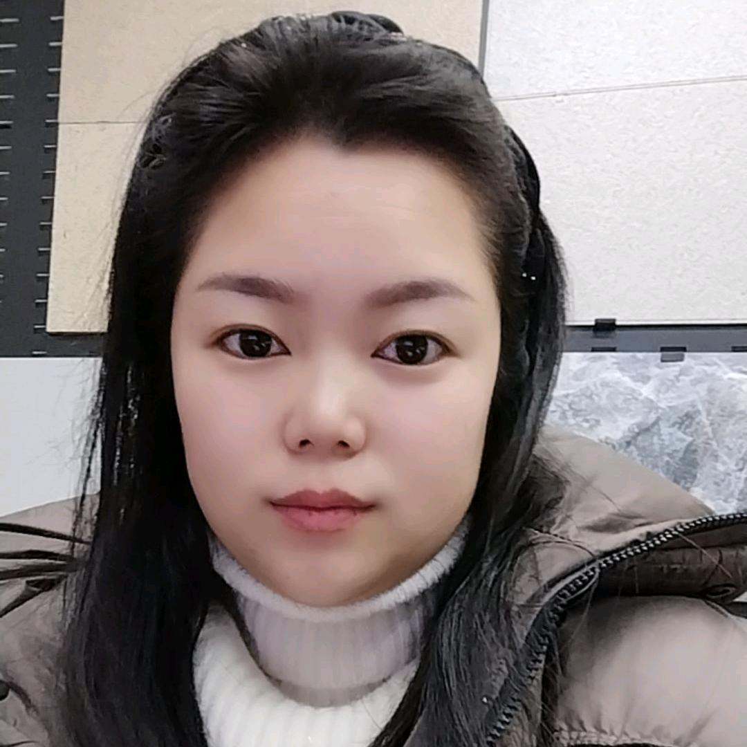 彩彩