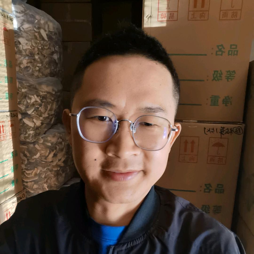 菌子研究员（歪嘴哥）
