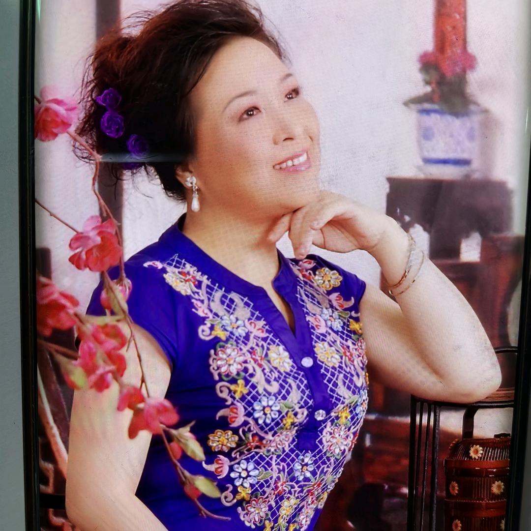 客家山歌传承人童爱娜